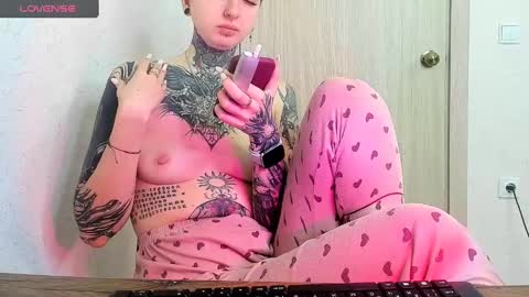 Alis online show from February 2025 05:45:01 PM