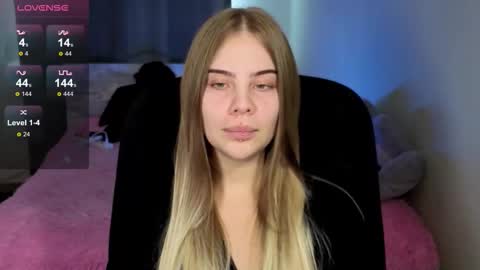 Snapshot of _wednesday_addams_ chatting on September 2025 09:42:02 AM Vera online show from September 2025 09:42:02 AM