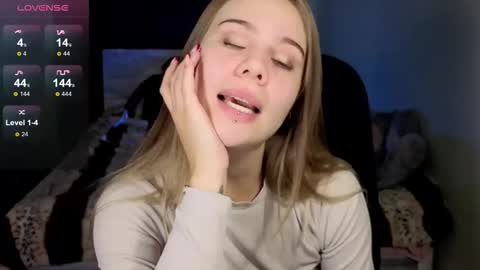 Vera online show from October 2025 09:37:01 AM