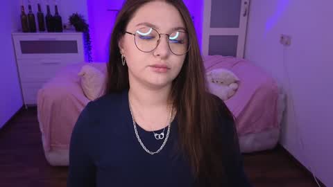 Snapshot of _wendy_evans_ chatting on December 2024 01:24:02 PM Wendy online show from December 2024 01:24:02 PM