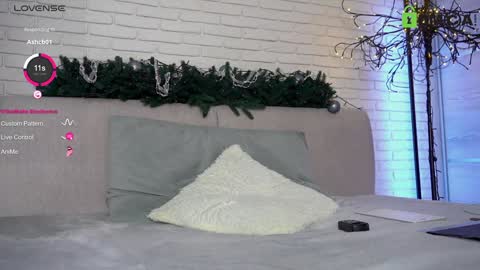 Snapshot of _wild_berry chatting on December 2024 03:50:02 AM Lily online show from December 2024 03:50:02 AM