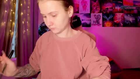 Snapshot of _witch__ chatting on February 2025 08:57:02 AM Enni online show from February 2025 08:57:02 AM