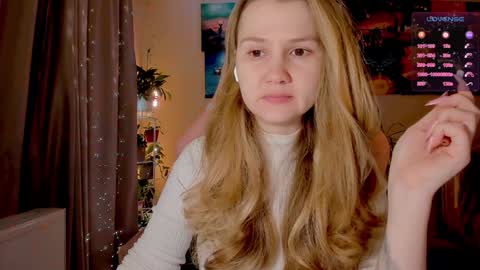 Snapshot of _witch__ chatting on September 2025 06:23:02 AM Enni online show from September 2025 06:23:02 AM
