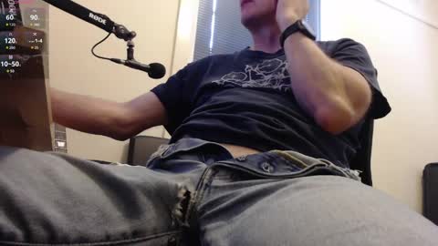 _xxrockstarloverxx_ online show from May 2026 10:52:02 PM