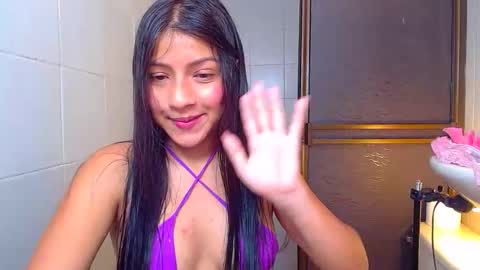 Snapshot of _xxxlittlegirl chatting on February 2025 03:19:01 PM ZARA online show from February 2025 03:19:01 PM