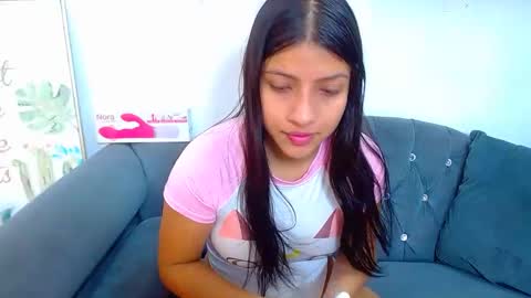 Snapshot of _xxxlittlegirl chatting on March 2025 12:17:01 PM ZARA online show from March 2025 12:17:01 PM