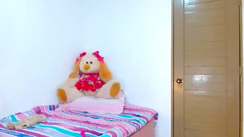Snapshot of _xxxlittlegirl chatting on September 2025 12:29:01 PM ZARA online show from September 2025 12:29:01 PM