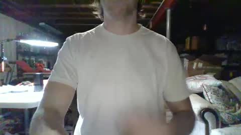 _xxxuncutgrower online show from April 2026 05:52:01 AM