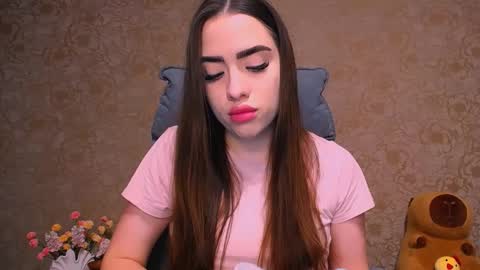 Alisa online show from October 2025 12:49:02 PM