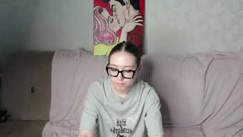 Snapshot of _yourhotangel_ chatting on June 2026 06:34:01 AM Eva online show from June 2026 06:34:01 AM
