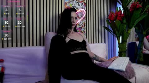 Snapshot of _yoursubmissive_ chatting on November 2025 06:26:01 PM Sasha online show from November 2025 06:26:01 PM