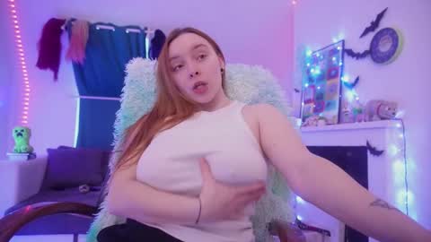 Polly online show from February 2026 10:01:01 AM