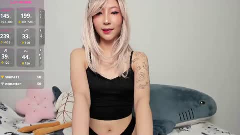 Mia online show from June 2026 10:41:02 PM