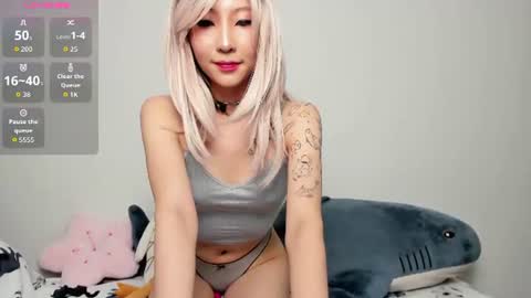 Mia online show from June 2026 11:35:01 PM
