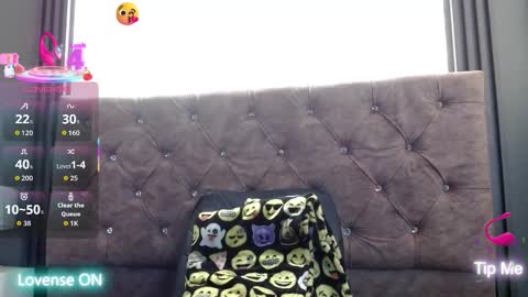 Snapshot of _yuyi chatting on November 2025 11:20:01 AM Yuyi online show from November 2025 11:20:01 AM