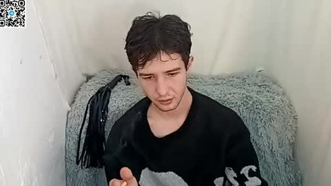 Snapshot of _zanex chatting on April 2026 07:29:01 PM Oleg online show from April 2026 07:29:01 PM