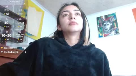 Snapshot of _zoebakers chatting on December 2024 01:38:02 PM Zoe online show from December 2024 01:38:02 PM