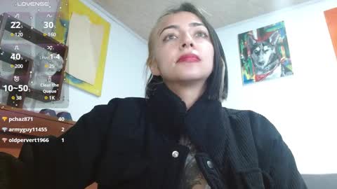 Snapshot of _zoebakers chatting on January 2025 12:45:02 PM Zoe online show from January 2025 12:45:02 PM