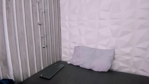 _zoecooper online show from December 2025 11:39:02 AM