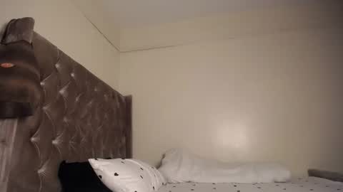 Snapshot of _zoilah chatting on October 2025 01:35:01 AM Zoilah online show from October 2025 01:35:01 AM