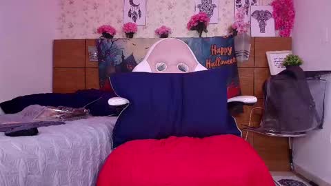 Aisha online show from October 2025 11:52:01 AM