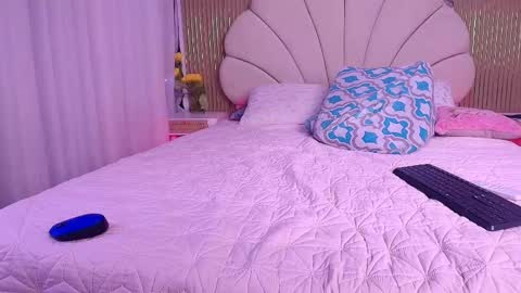 Aisha online show from May 2026 11:59:02 AM