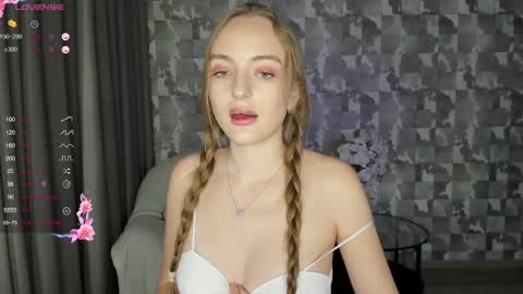Snapshot of a_delina chatting on February 2025 03:15:02 PM Adelina online show from February 2025 03:15:02 PM