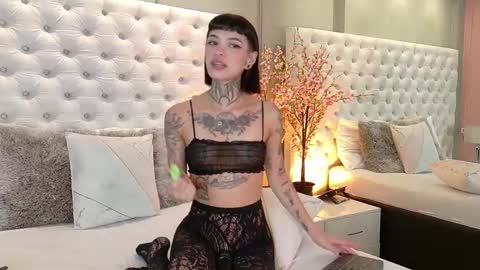 Luni  online show from September 2025 02:41:02 PM