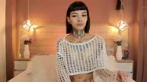 Luni  online show from November 2025 01:12:02 PM