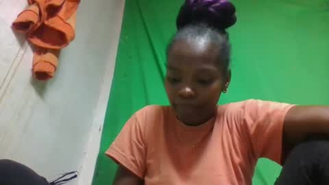 aadienne online show from May 2026 01:17:01 PM