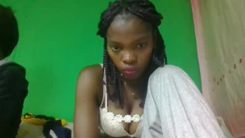 aadienne online show from May 2026 09:04:01 AM