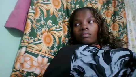 aadienne online show from June 2026 09:49:01 PM