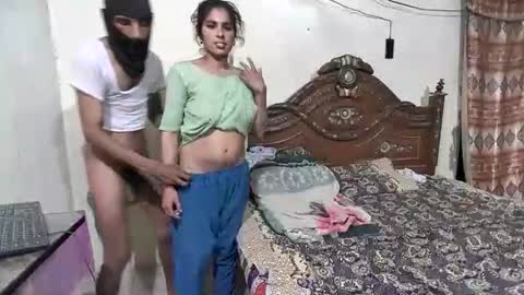aakhan804 online show from May 2026 06:59:01 PM