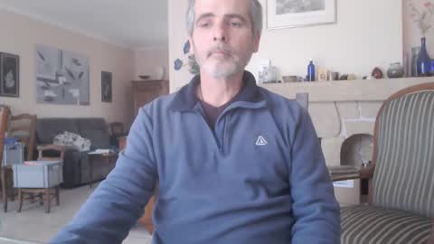 Aalex1717 online show from December 2024 12:01:01 PM