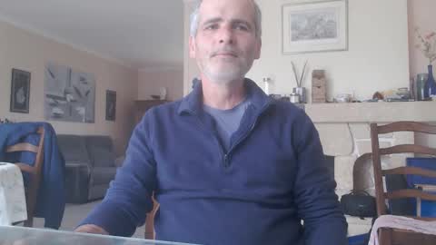 Aalex1717 online show from May 2026 07:47:01 AM