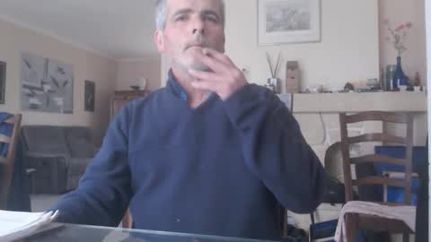 Aalex1717 online show from May 2026 06:20:02 AM