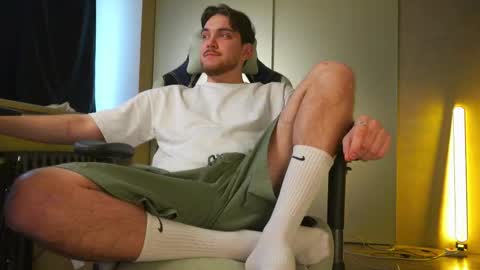 Alex online show from December 2025 08:21:02 AM