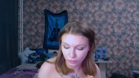 Alice online show from December 2025 08:15:01 PM