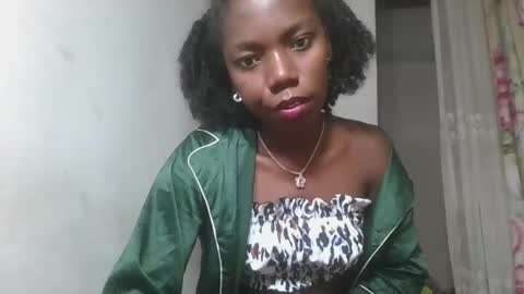 Snapshot of aangevelo chatting on November 2025 03:51:01 AM aangevelo online show from November 2025 03:51:01 AM