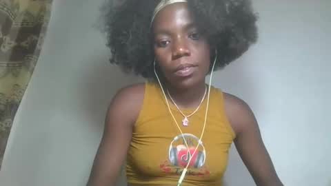 Snapshot of aangevelo chatting on November 2025 04:40:02 PM aangevelo online show from November 2025 04:40:02 PM