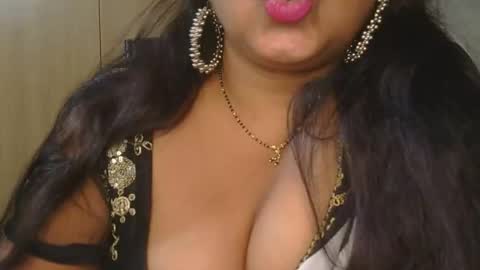 Snapshot of aaradhya_sexy_88 chatting on November 2025 10:03:01 AM aaradhya_sexy_88 online show from November 2025 10:03:01 AM