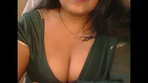 Snapshot of aaradhya_sexy_88 chatting on November 2025 10:25:02 AM aaradhya_sexy_88 online show from November 2025 10:25:02 AM