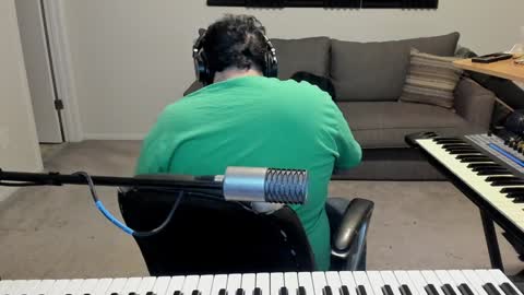 Snapshot of aaroleplayer chatting on December 2024 01:31:02 AM Aaron online show from December 2024 01:31:02 AM