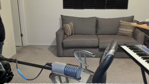 Snapshot of aaroleplayer chatting on January 2025 02:51:02 AM Aaron online show from January 2025 02:51:02 AM