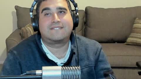 Snapshot of aaroleplayer chatting on January 2025 12:38:01 AM Aaron online show from January 2025 12:38:01 AM