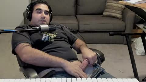 Snapshot of aaroleplayer chatting on February 2025 12:49:02 AM Aaron online show from February 2025 12:49:02 AM