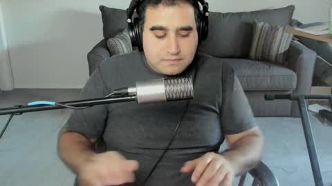 Snapshot of aaroleplayer chatting on March 2025 09:14:02 PM Aaron online show from March 2025 09:14:02 PM