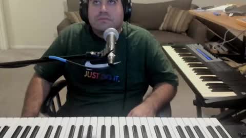 Snapshot of aaroleplayer chatting on October 2025 01:15:01 AM Aaron online show from October 2025 01:15:01 AM