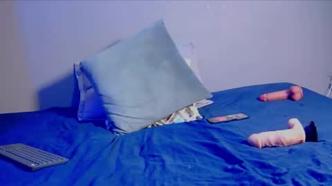 Snapshot of aaron_11_ chatting on June 2026 03:35:01 AM Aaron online show from June 2026 03:35:01 AM