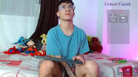 aaron online show from November 2025 10:14:01 PM